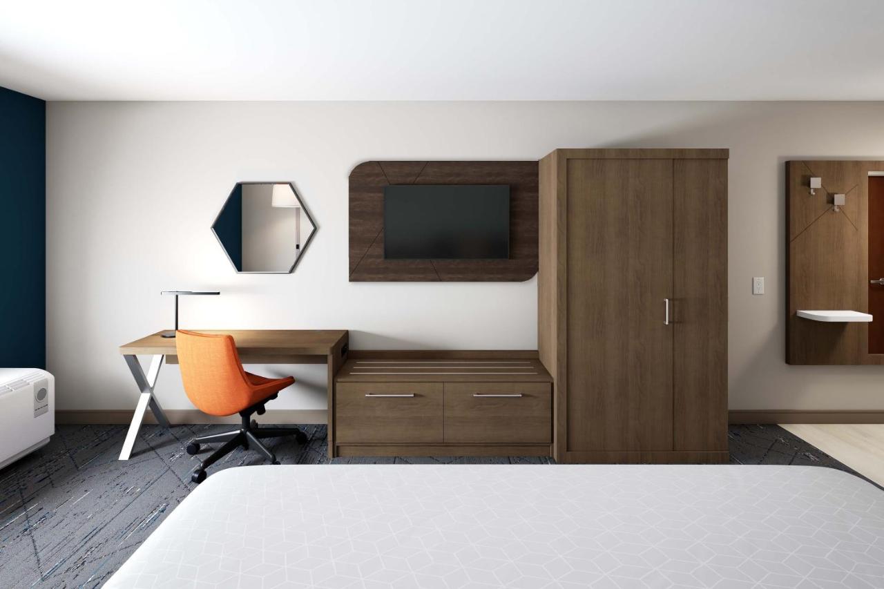 Holiday Inn Express & Suites Rhinelander By Ihg Esterno foto